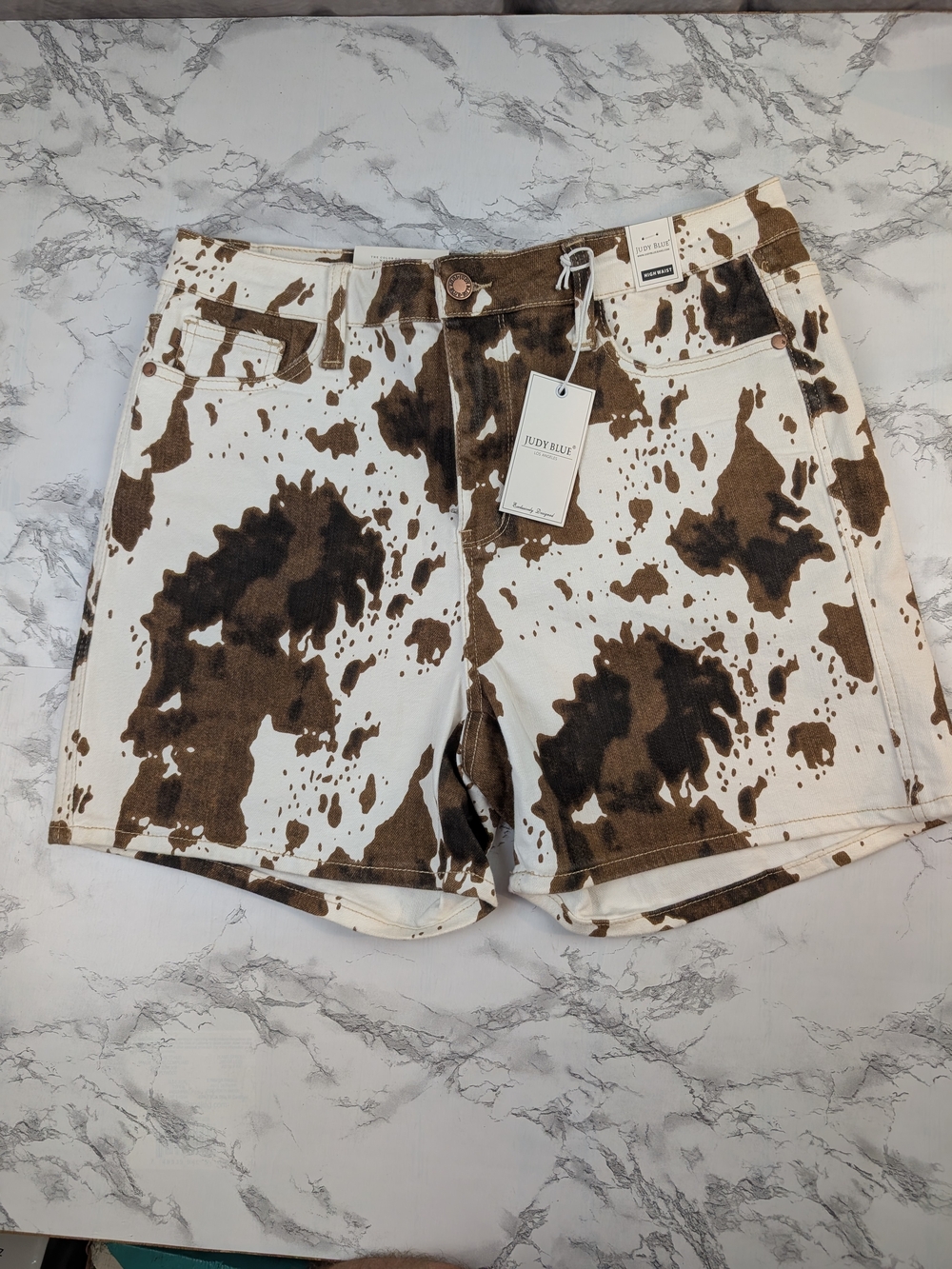 NWT Judy Blue High Waist Cow Print Denim Shorts! Size XL